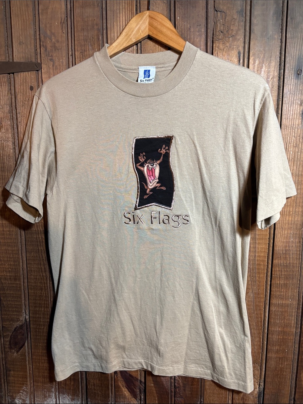 Vintage Single Stitch Tan Six Flags Taz Graphic T-Shirt